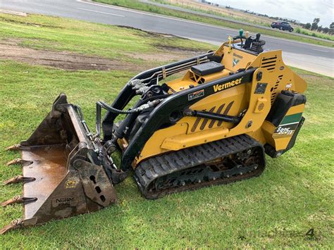 used vermeer skid steer